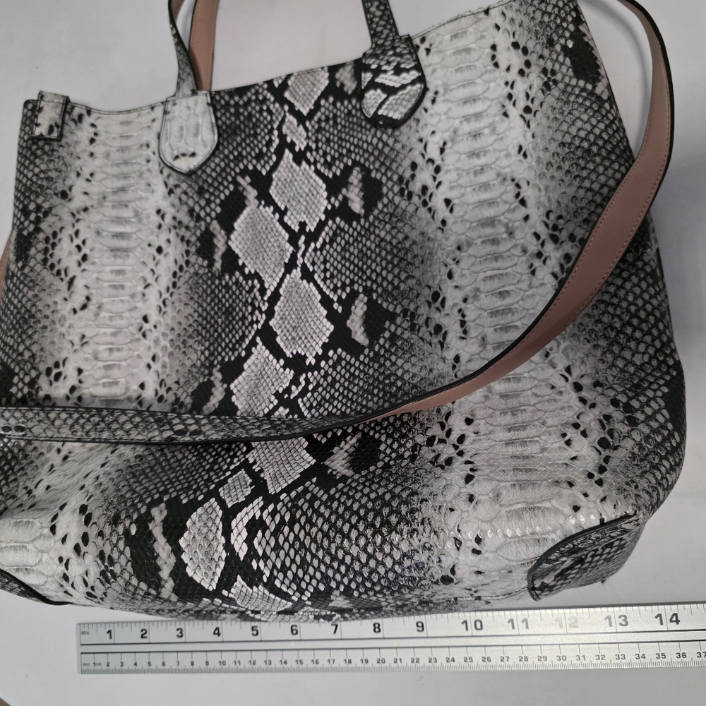 Jules Kae Urban Outfitters Snakeskin Tote Bag - Picture 10 of 12